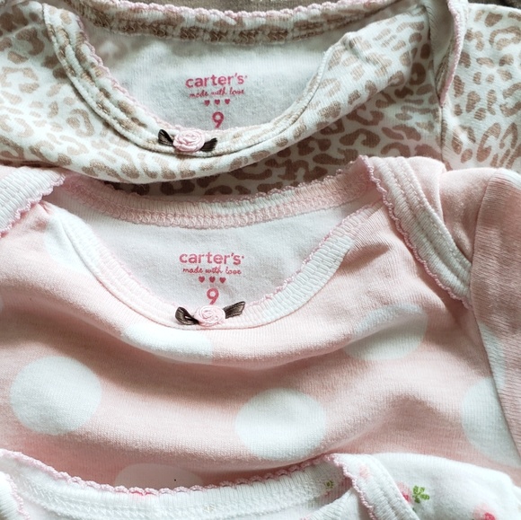 $5 BUNDLED ~ 5 pack Carter's bodysuits nearly new - Picture 4 of 4